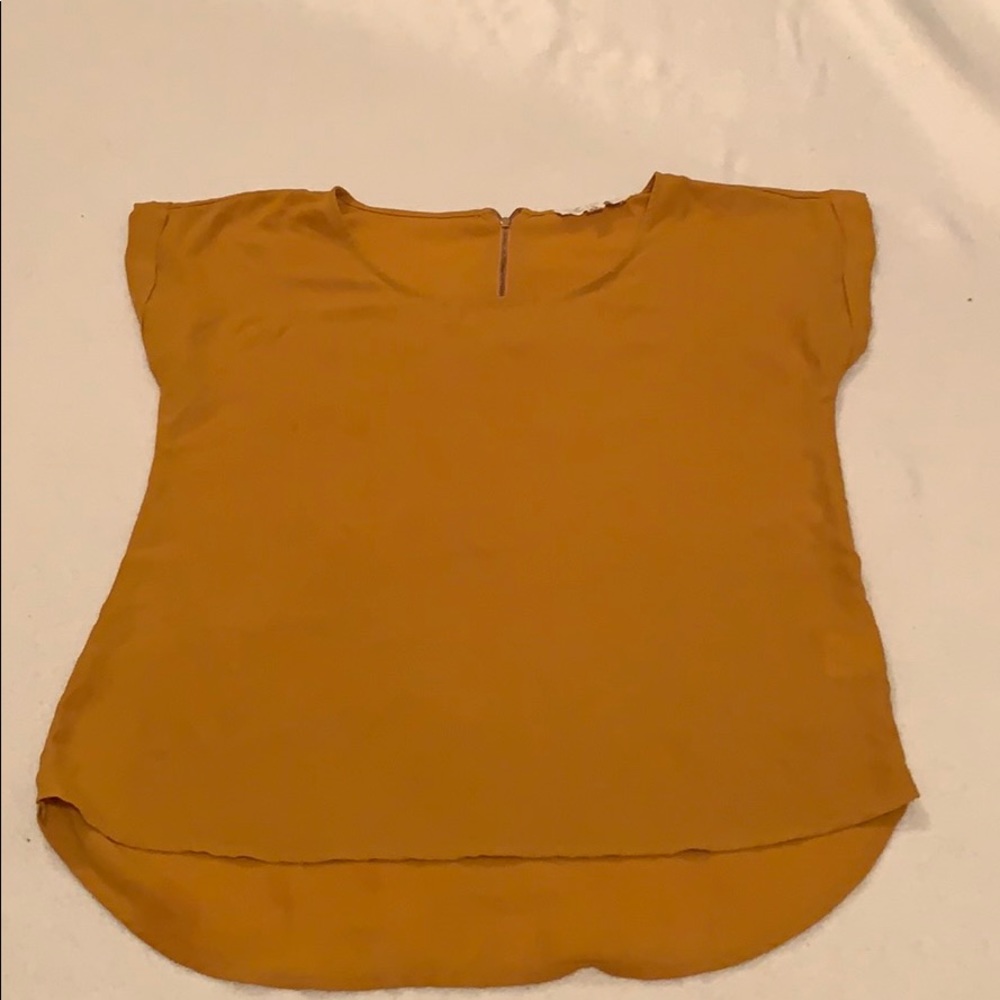 T shirt zip on back neck